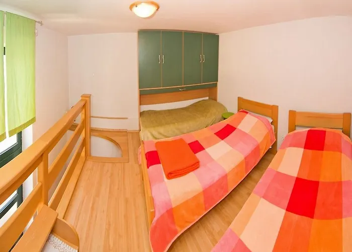 Apartments Sanda